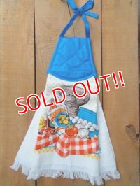 ct-120607-05 E.T. / 1982 Kitchen Towel