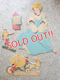 ct-130305-03 Cinderella / Dolly Toy 50's Wall Pin-up