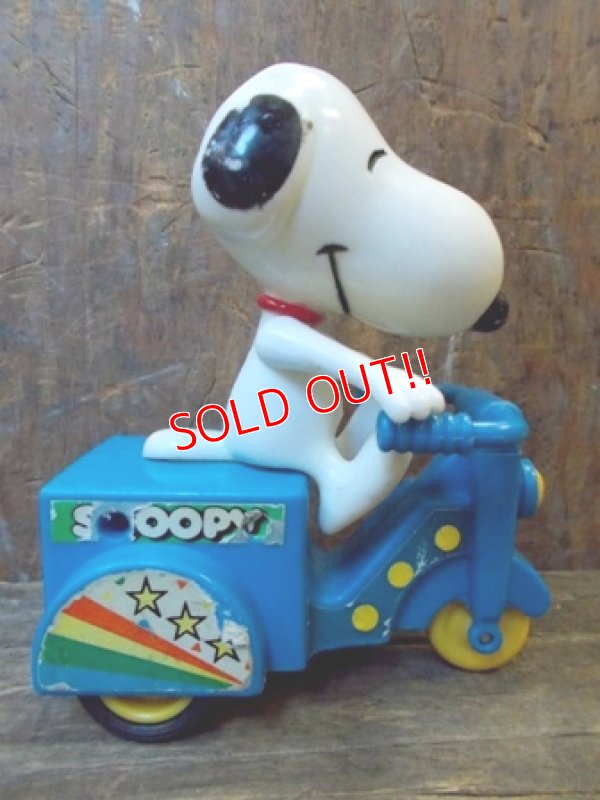 画像2: ct-130115-29 Snoopy / 80's Friction Wheelie