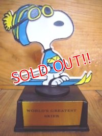 ct-101003-26 Snoopy / AVIVA 70's Trophy "'WORLD'S GREATEST SKIER"