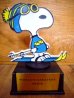 画像1: ct-101003-26 Snoopy / AVIVA 70's Trophy "'WORLD'S GREATEST SKIER" (1)