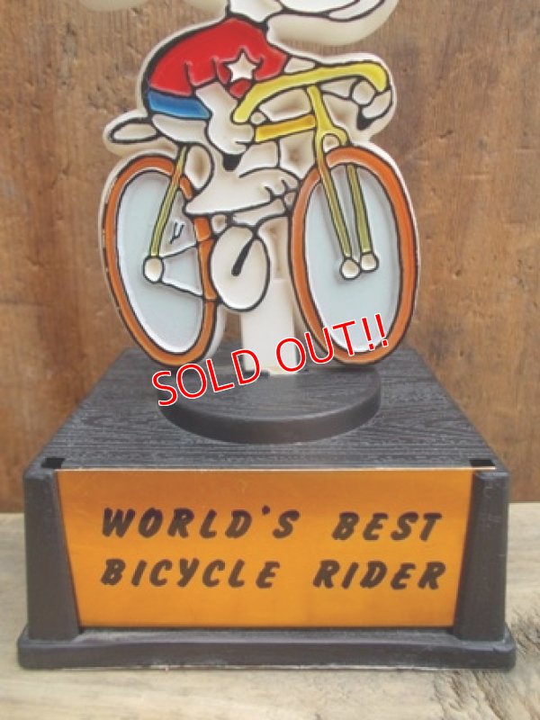 画像3: ct-120523-15 Snoopy / AVIVA 70's Trophy "World's Best Bicycle Rider"