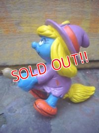 ct-110809-01 Smurfette / PVC "Witch" #20198
