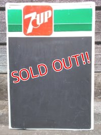 dp-120420-06 7up / 70's Black Board