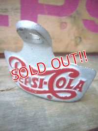 dp-111215-07 PEPSI COLA / 40's-50's Metal Bottle opener