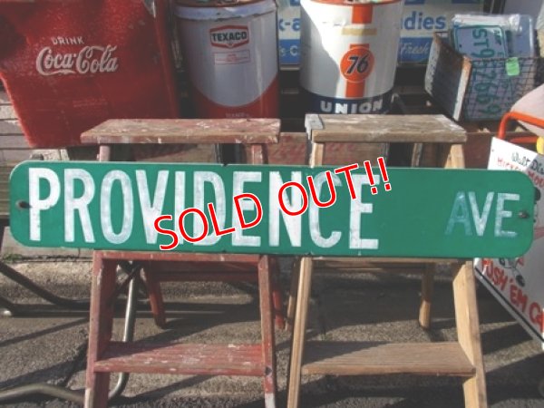 画像1: dp-130403-03 Road sign "PROVIDENCE AVE"