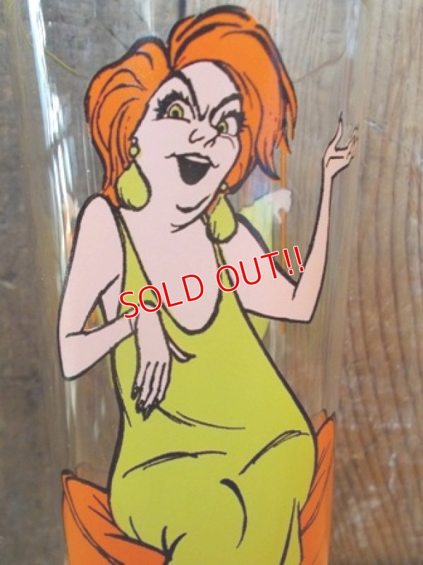 画像2: gs-120801-09 The Rescuers / Madame Medusa PEPSI 1977 Collectors series glass