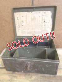 dp-121003-03 Vintage Parts Box