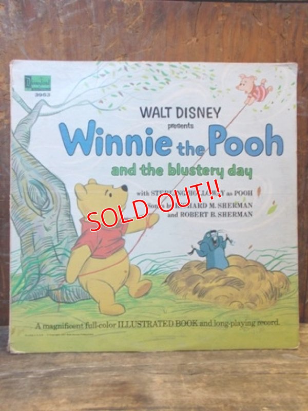 画像2: ct-121127-17 Winnie the Pooh / 60's "Pooh and the blustery day" Record