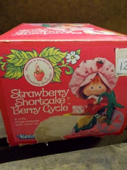 他の写真2: ct-120619-16 Strawberry Shortcake / Kenner 80's Berry Cycle