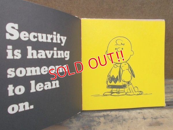 画像2: bk-130513-05 Security Is A Thumb And A Blanket 60's Book