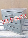 dp-130511-01 Vintage Mini Metal Cabinet