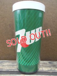 dp-130702-01 7up / Thermo-serv 80's Plastic cup