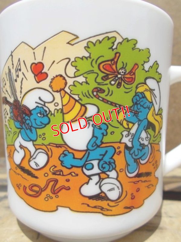 画像2: gs-130716-14 Smurf / 1987 Milk glass mug (France)