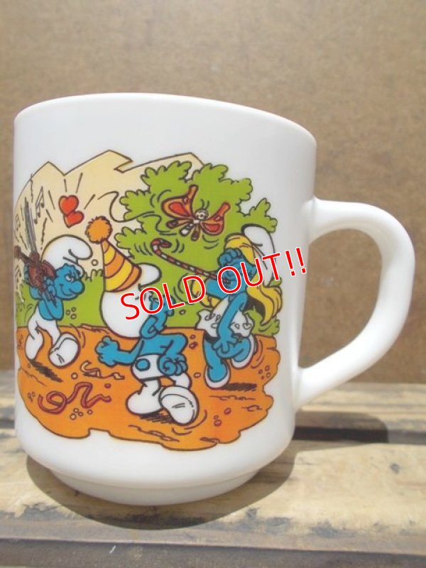画像1: gs-130716-14 Smurf / 1987 Milk glass mug (France)