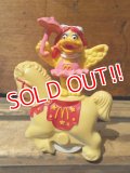 ct-130813-13 McDonald's / 1991 Circus Parade Meal Toy "Birdie"