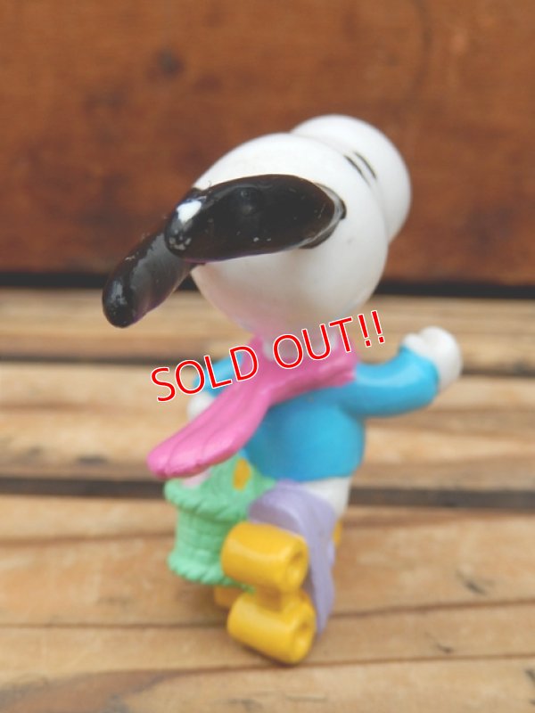 画像4: ct-130716-56 Snoopy / Whitman's 90's PVC "Easter Beagle Roller Skate"