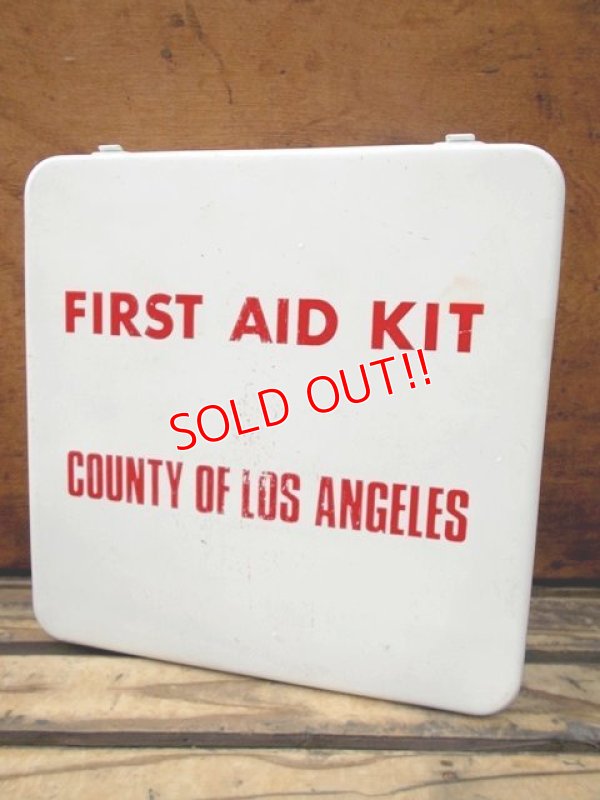 画像1: dp-130806-07 MASON / 70's Metal First Aid Kit Box