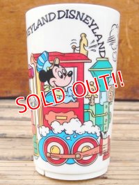 ct-130205-67 Disneyland / DEKA 70's Plastic cup