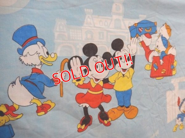 画像2: ct-130716-39 Disney Characters / 70's Flat Sheet  (Twin)