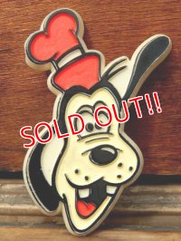 pb-909-02 Goofy / 70's Plastic Pinback