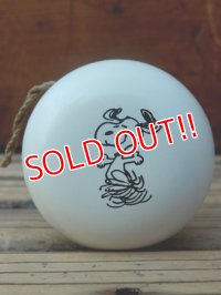 ct-130917-14 Snoopy / 70's Yo-Yo (White)