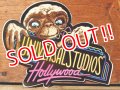 ct-130917-31 E.T. / Universal Studios Sticker