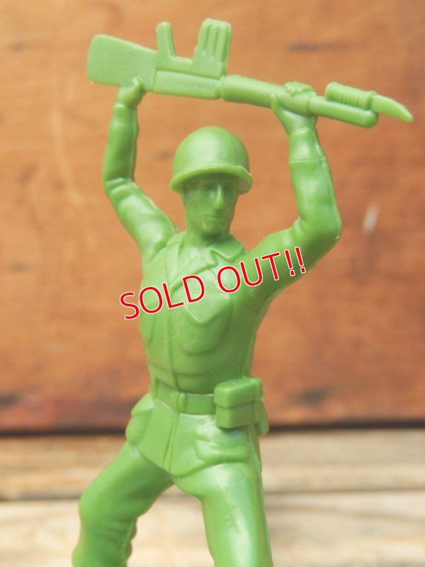 画像2: ct-917-47 TOY STORY / Mattel 2010 Green Army Men