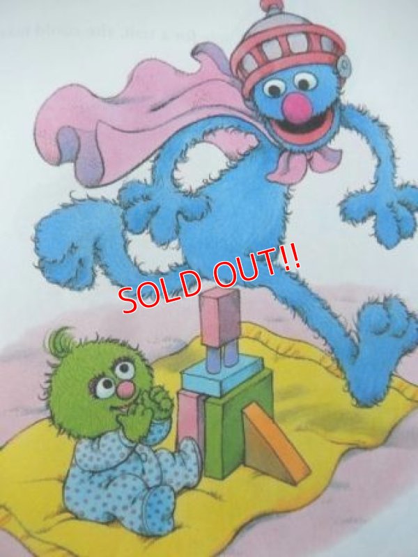 画像4: bk-130607-07 Sesame Street Grover Takes Care of Baby / 80's Little Golden Books