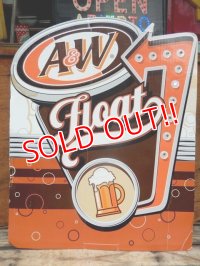 dp-131105-12 A&W / 2007 Cardboard sign