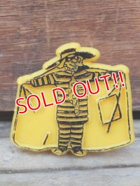 ct-131122-19 McDonald's / Humburglar 70's Ring