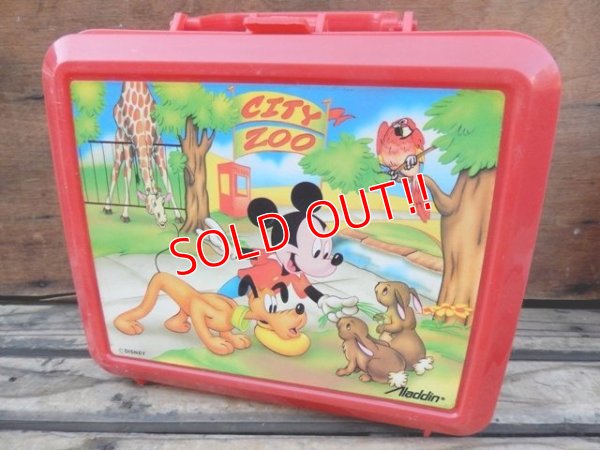 画像1: ct-131121-10 Mickey Mouse & Pluto / Aladdin 90's Plastic Lunchbox