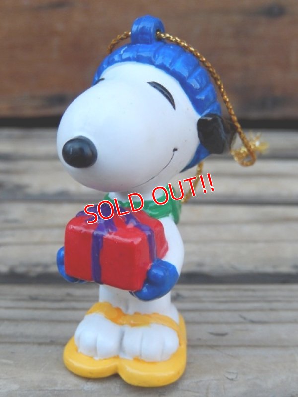 画像1: ct-131122-97 Snoopy / Whitman's 90's PVC Ornament "Present"