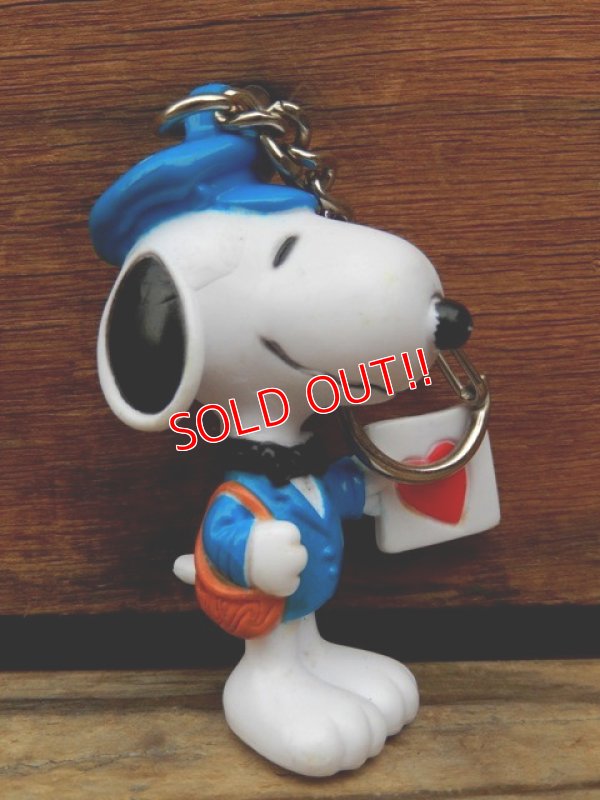 画像3: ct-131122-89 Snoopy / Whitman's 2003 PVC Keychain "Postman"