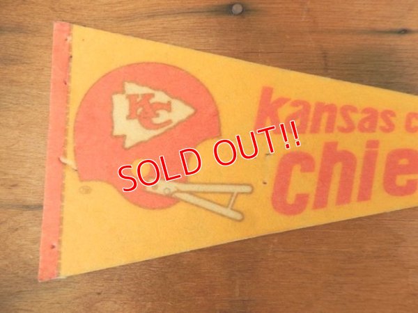 画像2: dp-722-11 NFL 70's mini Pennant "Kansas City Chiefs"