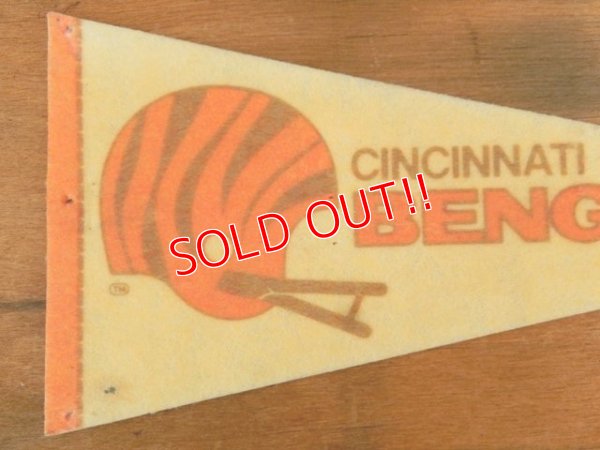 画像2: dp-722-07 NFL 70's mini Pennant "Cicinnati Bengals"