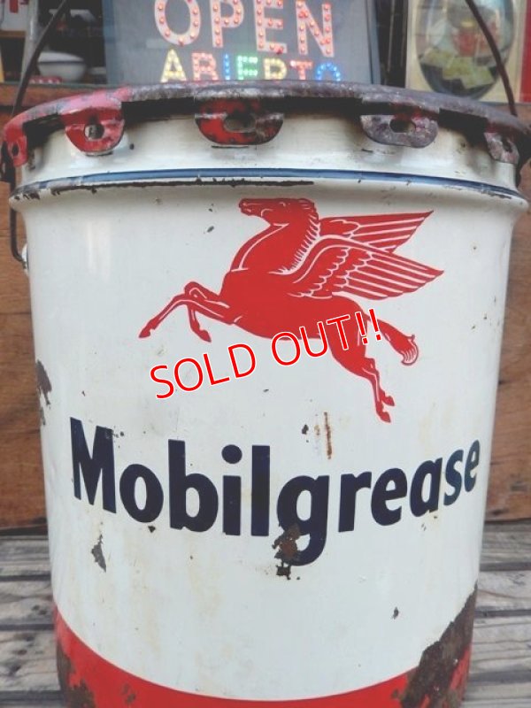 画像2: dp-131211-03 Mobilgrease / 40's-50's Oil can