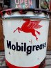 画像2: dp-131211-03 Mobilgrease / 40's-50's Oil can (2)