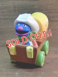 ct-131217-43 Grover / Playskool 80's Diecast car (A)
