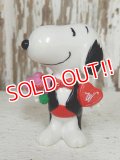 ct-131122-75 Snoopy / Whitman's 1996 PVC "Tuxedo"