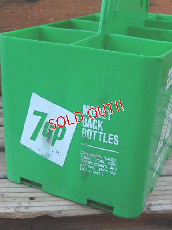 画像4: dp-140108-13 7up / 70's Plastic Bottle Carrier