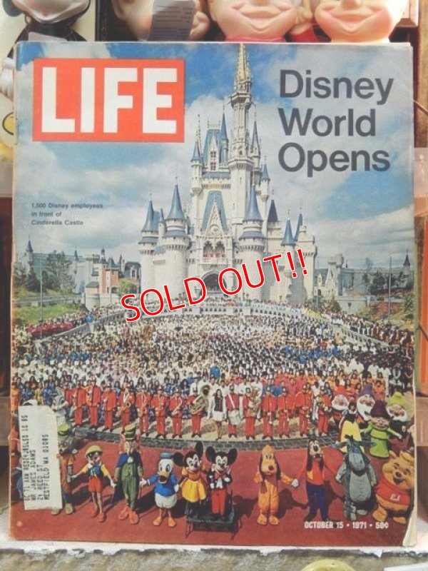 画像1: ct-140114-02 LIFE / October 15. 1971 Disney World Opens
