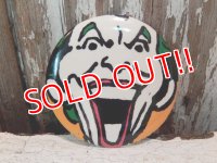 pb-140114-17 Batman / 80's Pinback (C)