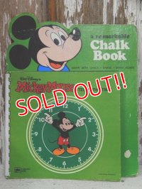 ct-140121-71 Mickey Mouse / 70's Tells The Time Chalk Book