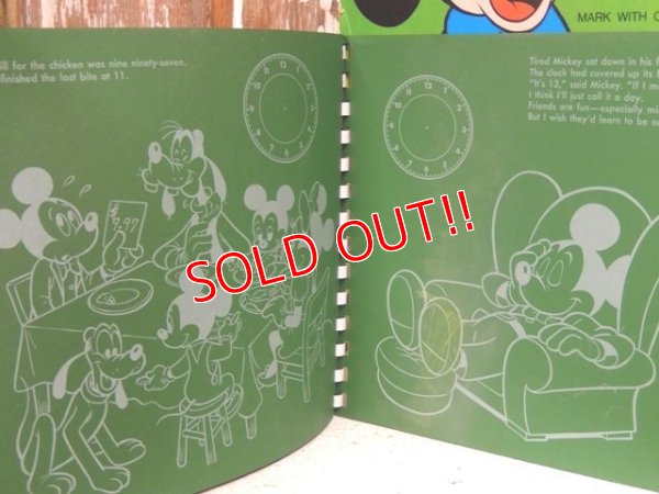 画像4: ct-140121-71 Mickey Mouse / 70's Tells The Time Chalk Book