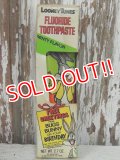 ct-140121-45 Looney Tunes / 70's Toothpaste