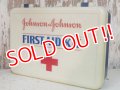 dp-140201-03 Johnson & Johnson / 80's First Aid Kit