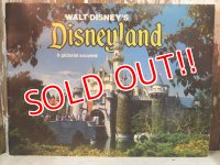 ct-140121-35 A Pictorial souvebir of Disneyland