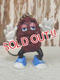 ct-140211-64 California Raisins / 80's PVC Keychain "Justin X. Grape"