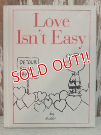 bk-131121-09 PEANUTS / 1996 "Love Isn't Easy" Book
